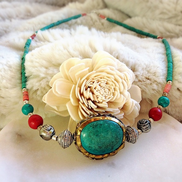 BOHO Necklace w Large Turquoise Pendant - Picture 1 of 8